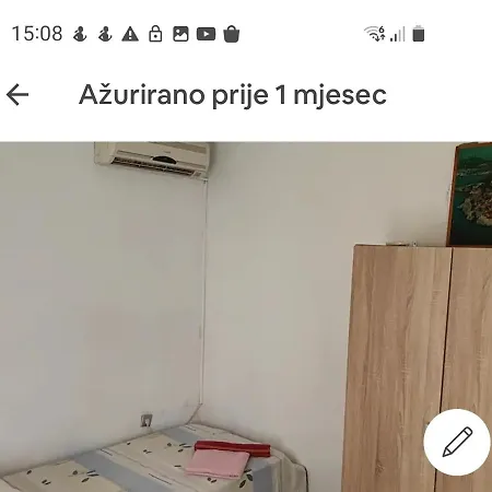 Homestay Room B Split
